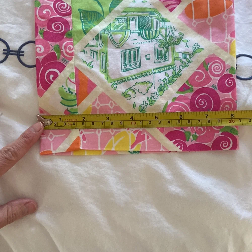 Lilly Pulitzer Maternity Capri Pants - Picture 9 of 9